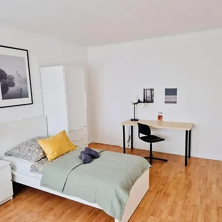 Berta Kölner Vorstadtwohnung