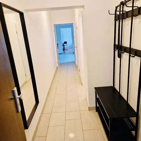 Berta - Praktisch, Bequem, Unkompliziert 3 6 Betten Bergheim (Rhein-Erft-Kreis)